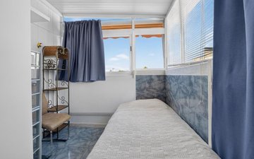 Property slide 21