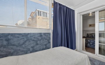 Property slide 22