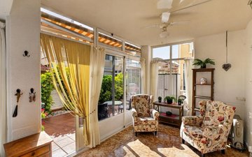 Property slide 25