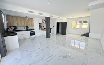 Property slide 6