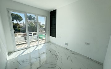 Property slide 14