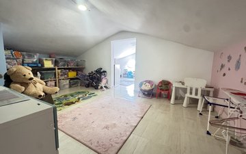 Property slide 24