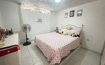 Property slide 20