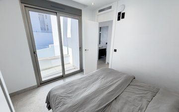 Property slide 21