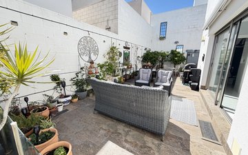 Property slide 23