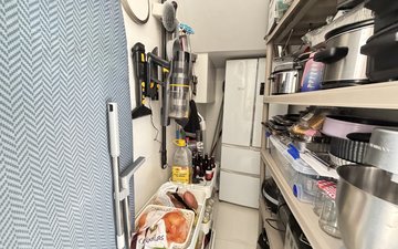 Property slide 22