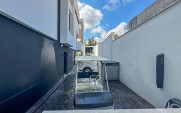 Property slide 32