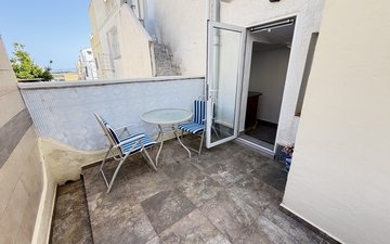 Property slide 19