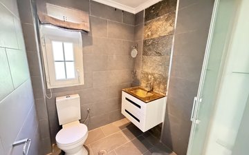 Property slide 31