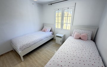 Property slide 44