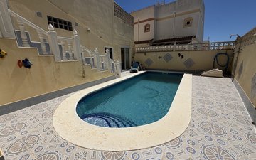 Property slide 32