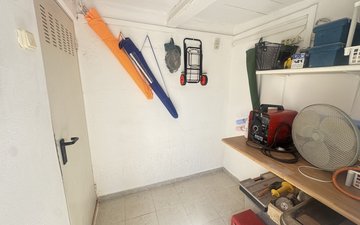 Property slide 22