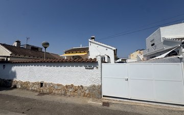 Property slide 28