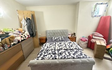 Property slide 20