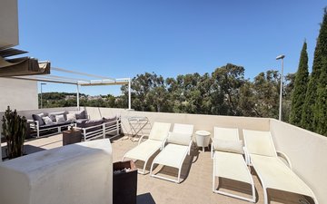 Property slide 25