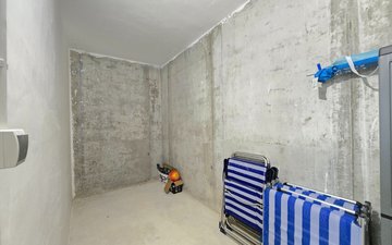 Property slide 21