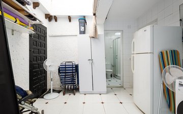 Property slide 28