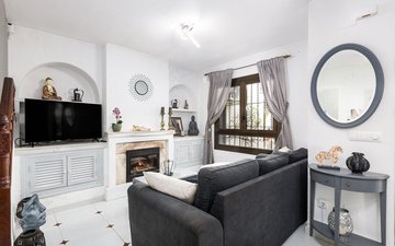 Property slide 16