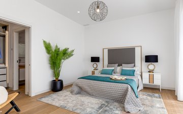 Property slide 25