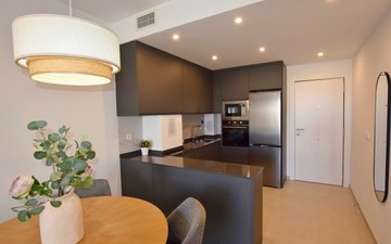 Property slide 32