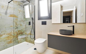 Property slide 32