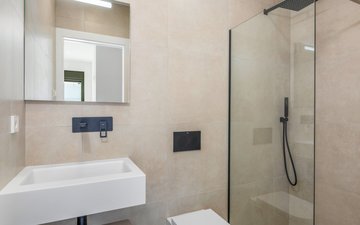 Property slide 22