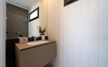 Property slide 25