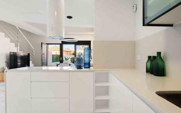Property slide 24