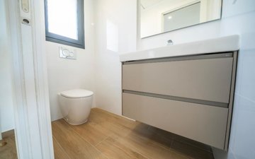 Property slide 22