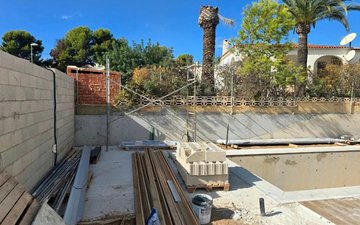 Property slide 14