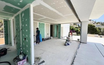 Property slide 18