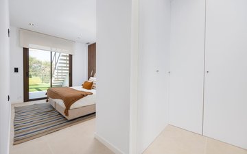 Property slide 21