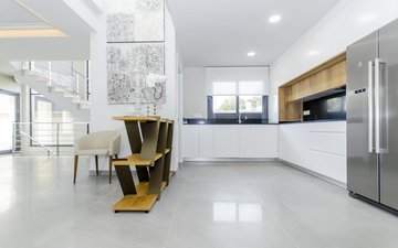 Property slide 10