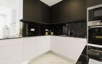 Property slide 18