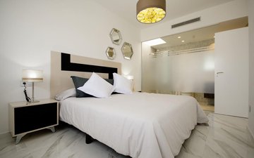 Property slide 21