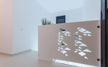 Property slide 10