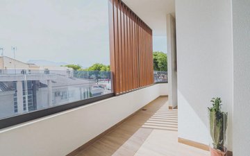 Property slide 19