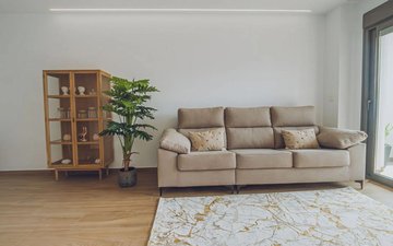 Property slide 21