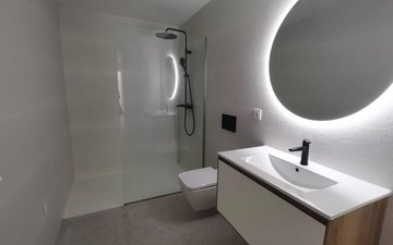 Property slide 8