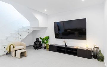 Property slide 19