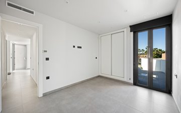 Property slide 22