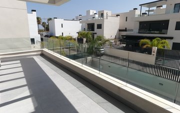Property slide 20