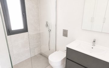 Property slide 18