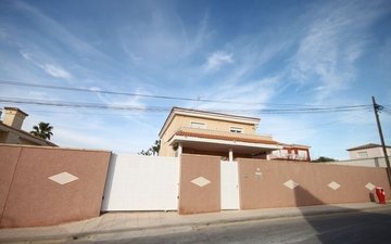Property slide 4