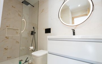 Property slide 21
