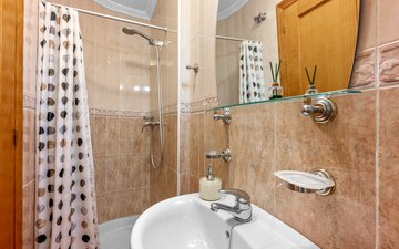 Property slide 21
