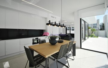 Property slide 17
