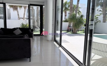 Property slide 21