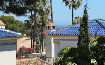 Property slide 10