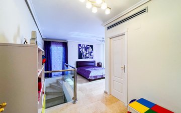 Property slide 17
